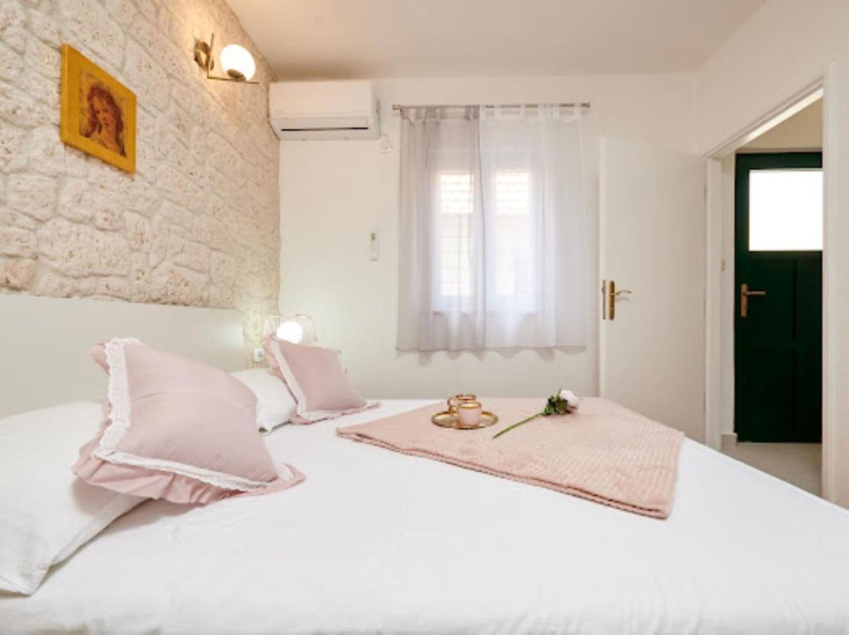 Guesthouse Ana Trogir Old Town Exteriér fotografie