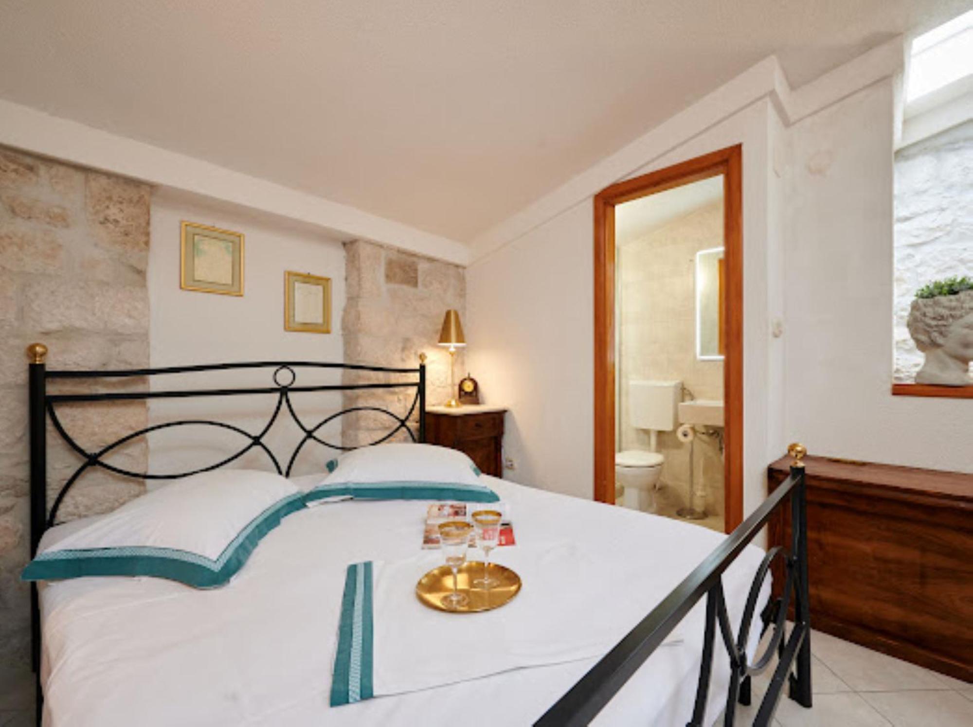 Guesthouse Ana Trogir Old Town Pokoj fotografie