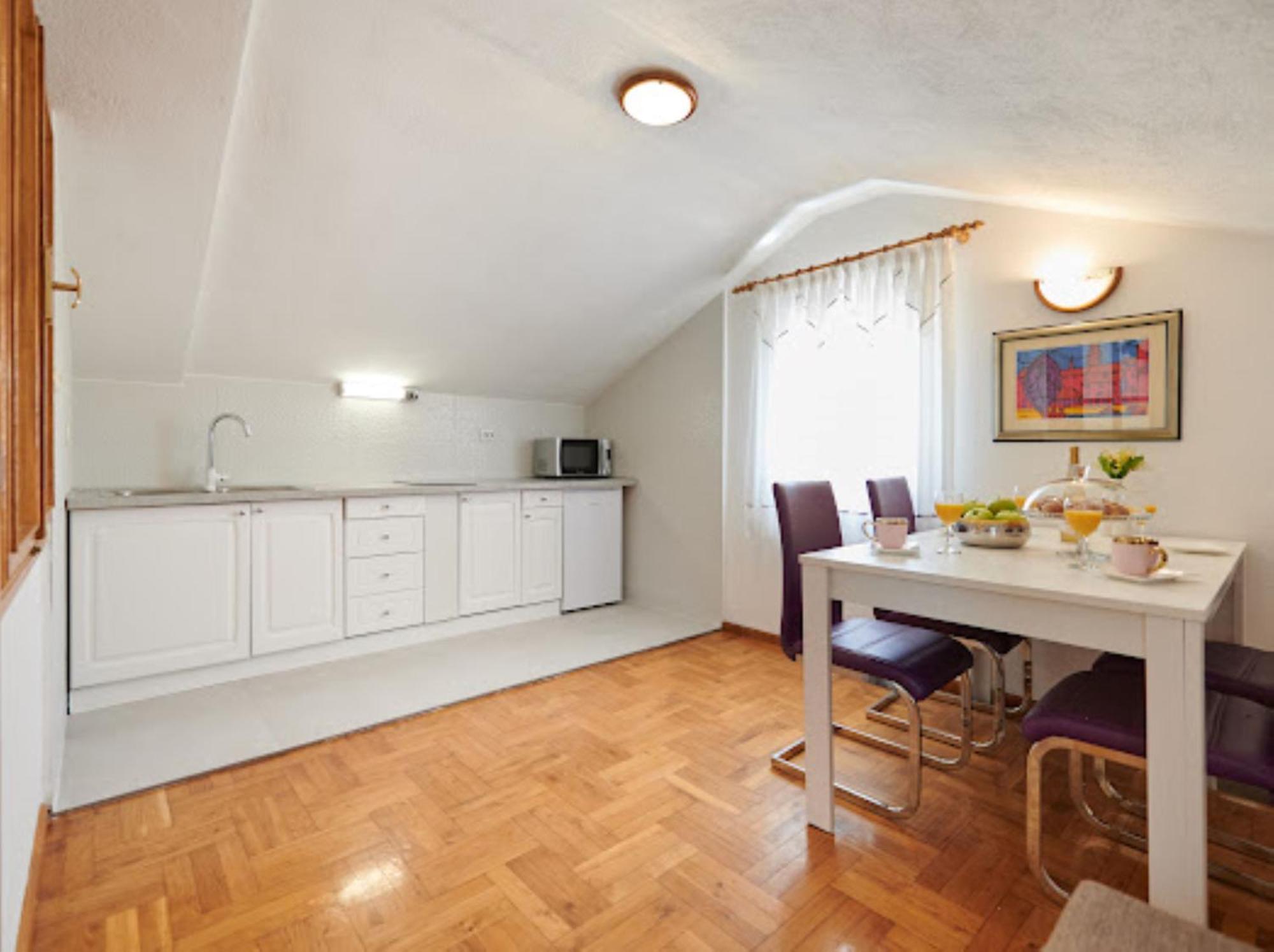 Guesthouse Ana Trogir Old Town Pokoj fotografie